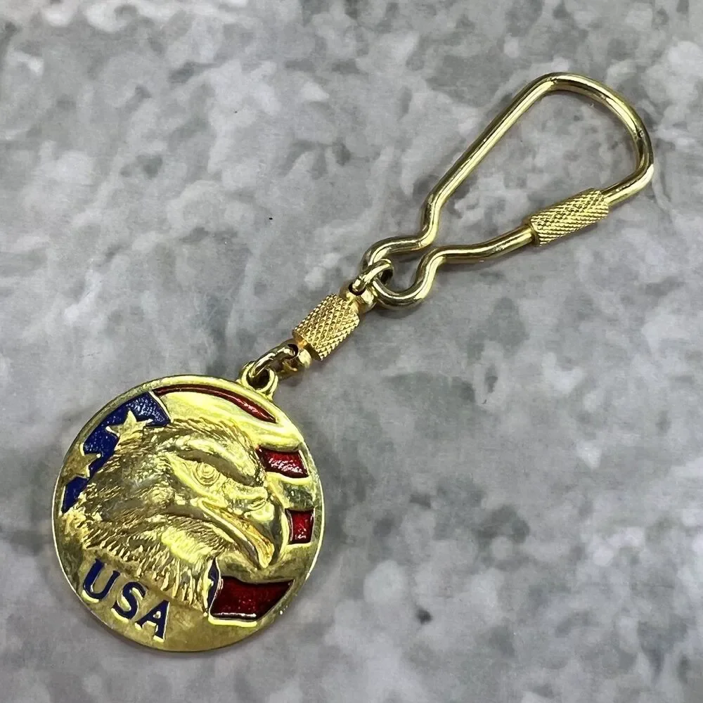 Vintage USA Eagle Keychain American Flag Patriotic Enamel Gold Tone Keyring 1.25
